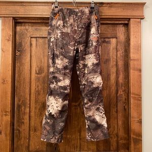 Cabela’s Camo Lined Windbreaker Pant